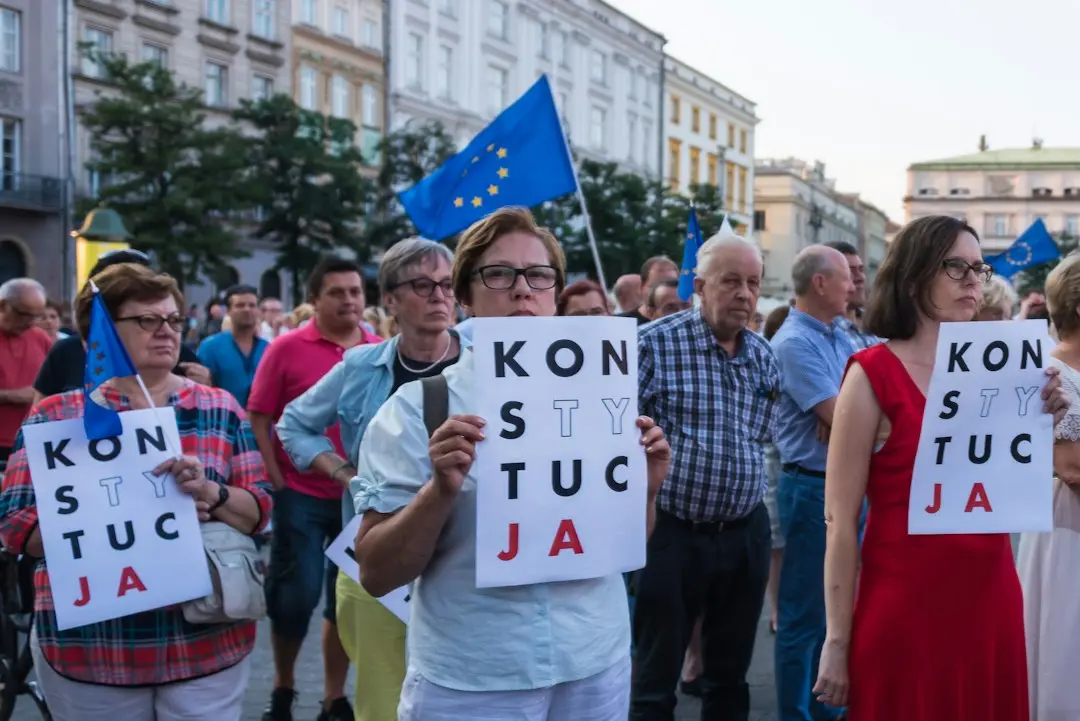 Correction issued for academic paper on dormitory conflict